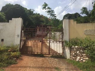 House for Sale in Kingston / St. Andrew, Jamaica